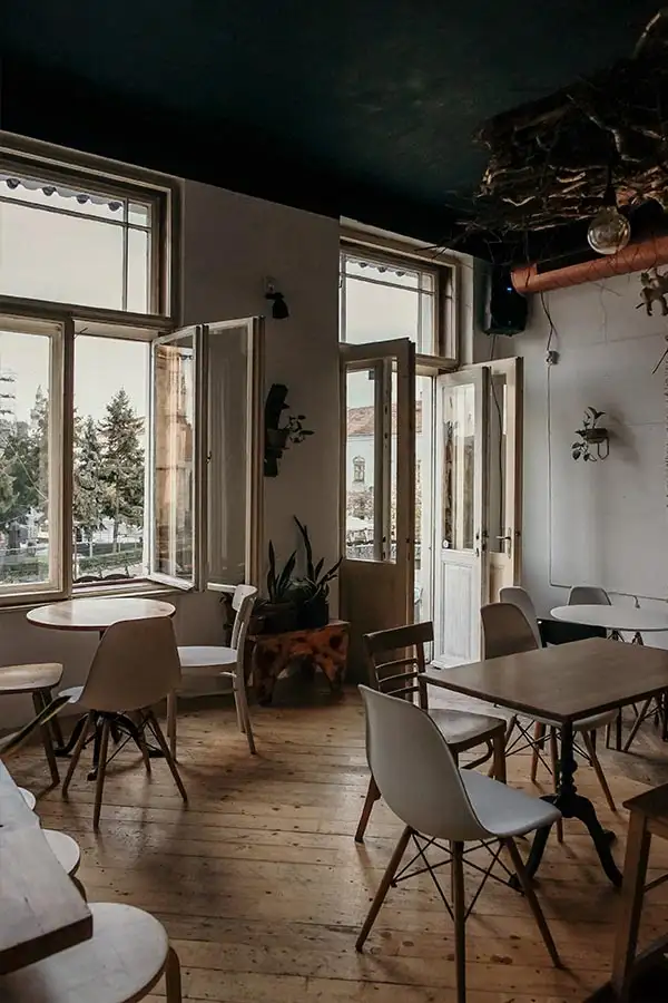 Meble restauracja pub krzesła